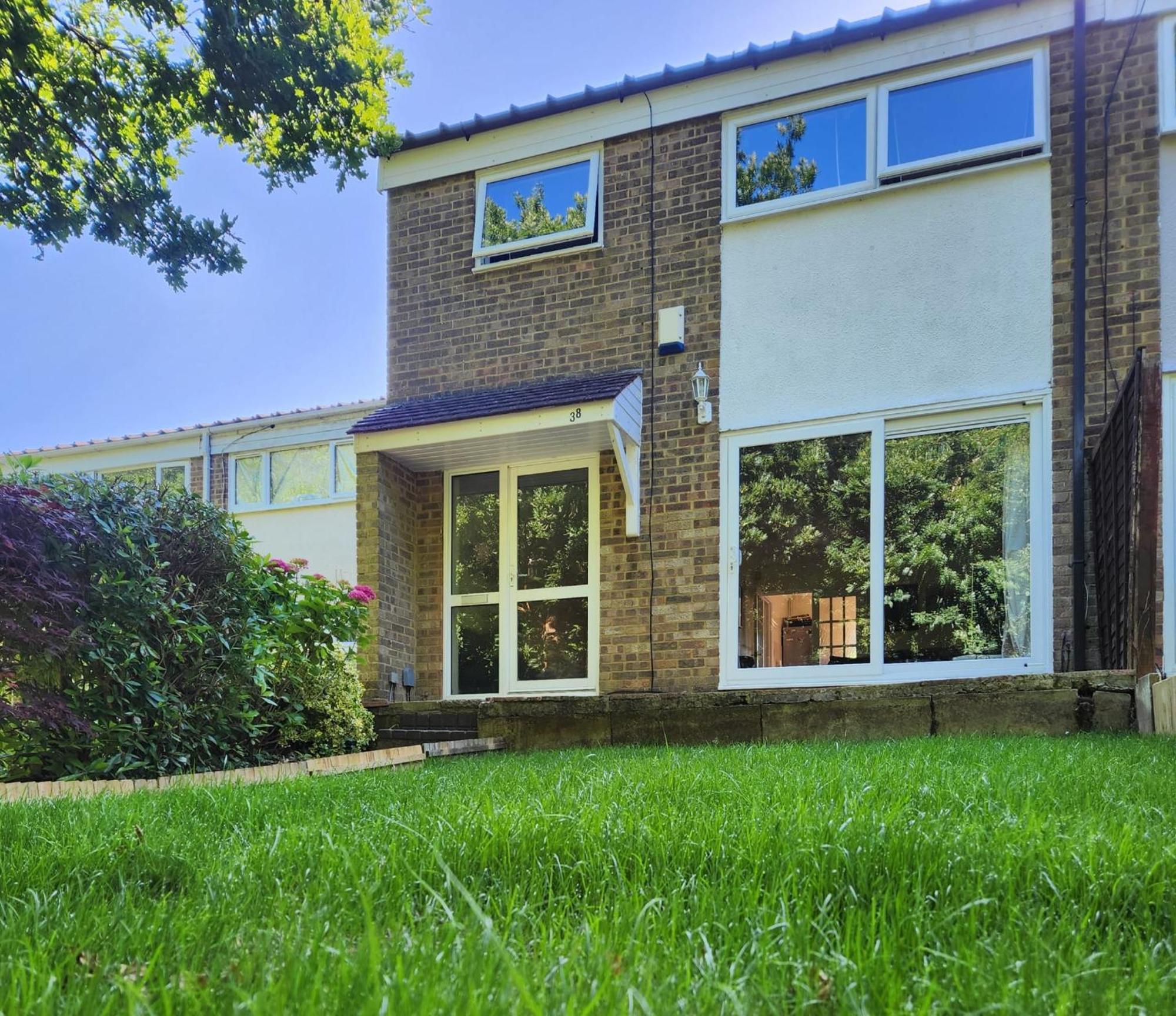 Twin Room In Crawley,Gatwick,West Sussex Ifield Eksteriør bilde